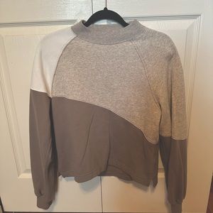 Abercrombie sweatshirt